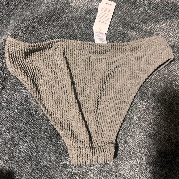 Aerie Shimmery Crinkle Full Coverage Bikini Bottom - Picture 4 of 5